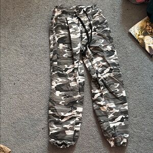 VIP Women's Camouflage Jogger Pants
